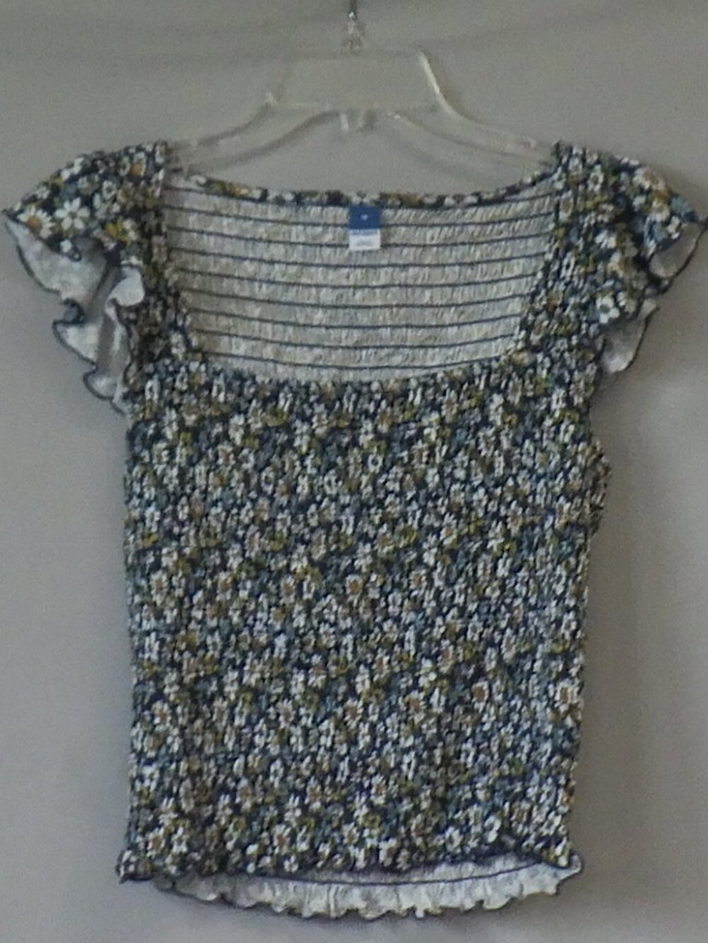 Old Navy Shirred Floral Top